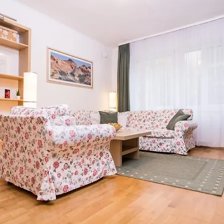 Apartamento 2 Bedroom Family On The Buda Side Budapest
