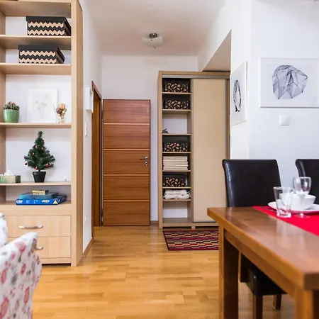 Apartamento 2 Bedroom Family On The Buda Side