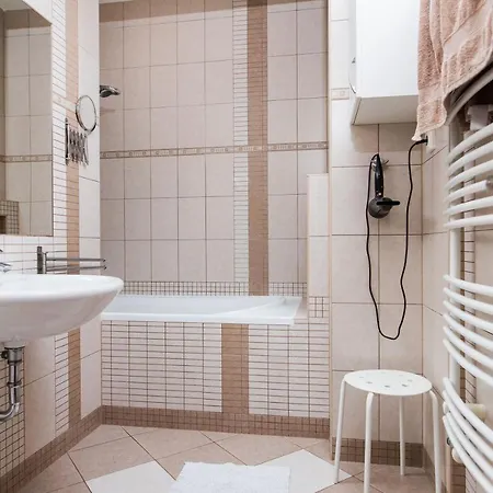 2 Bedroom Family On The Buda Side Apartamento